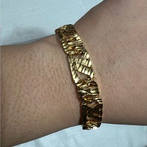 Beautiful Gold Bracelet